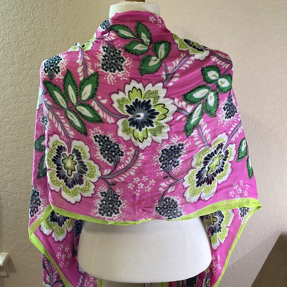 Vera Bradley oblong scarf - Picture 8 of 9